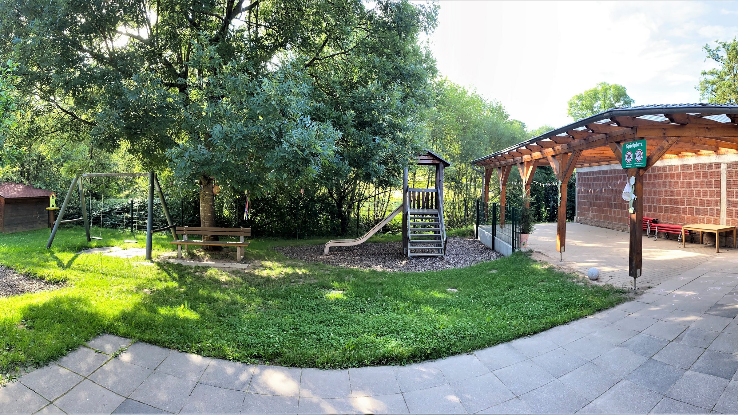 Außenbereich Kindertagesstätte Mitlechtern